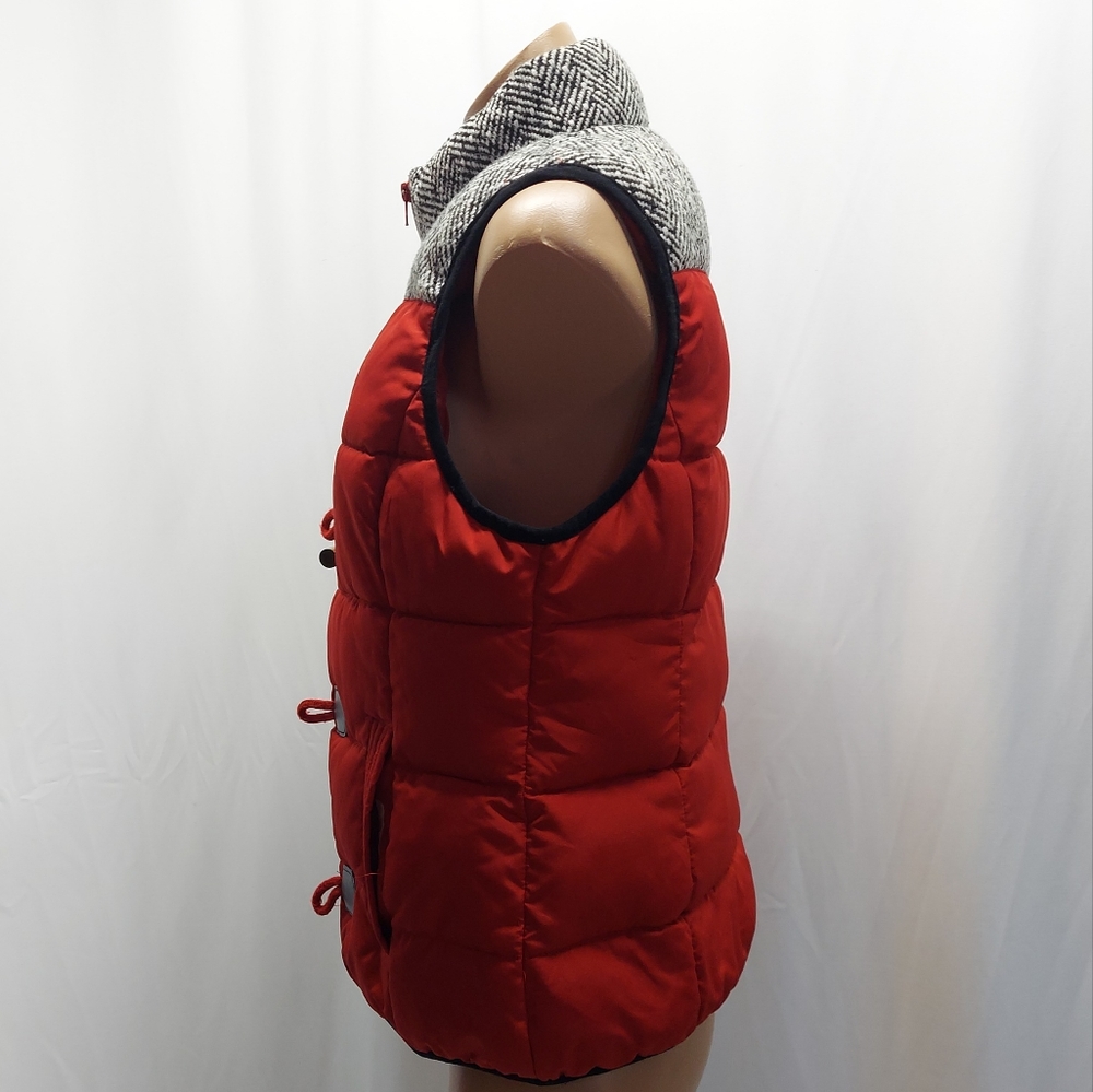 Ruff Hewn Red Puffer Vest - Picture 6 of 17